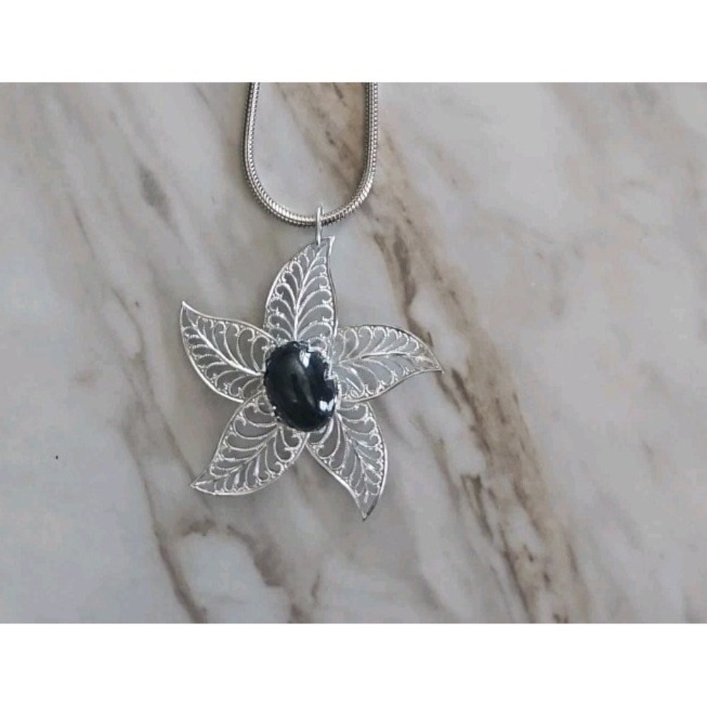 Whiting Davis Silver Color Chain Star Necklace Vtg Black Stone
